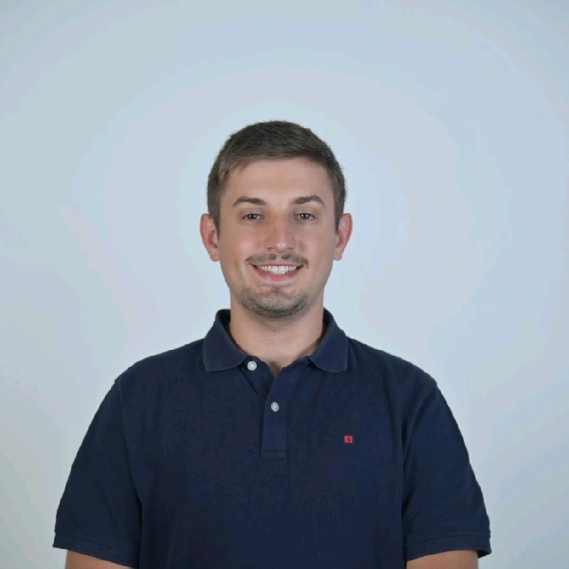 Roberto Fernandes, Founder & developer